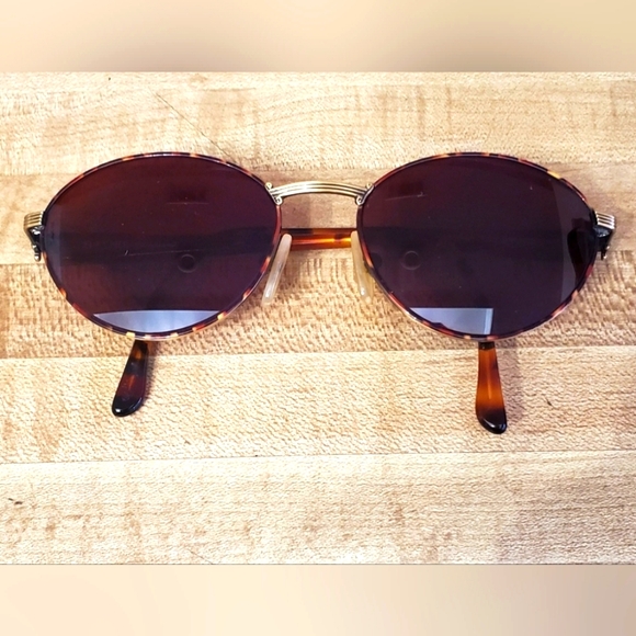 Vintage Fendi Havana sunglass frames - Picture 1 of 4